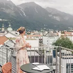 Boutique Zach Szálloda 3*