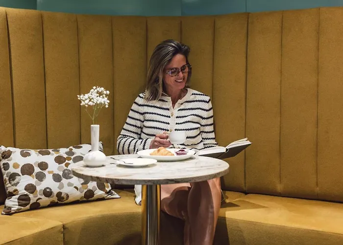 Hotel Boutique Zach 3*