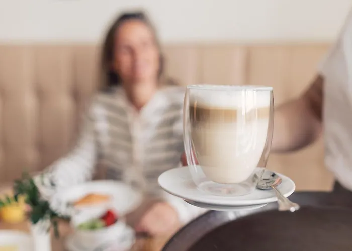 Hotel Boutique Zach 3*