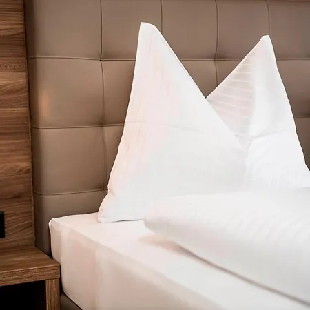 Hotel Zach 3*